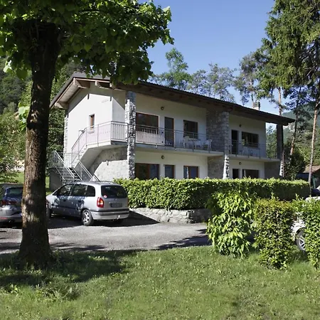 Glamping Rio Vantone Parque de vacaciones